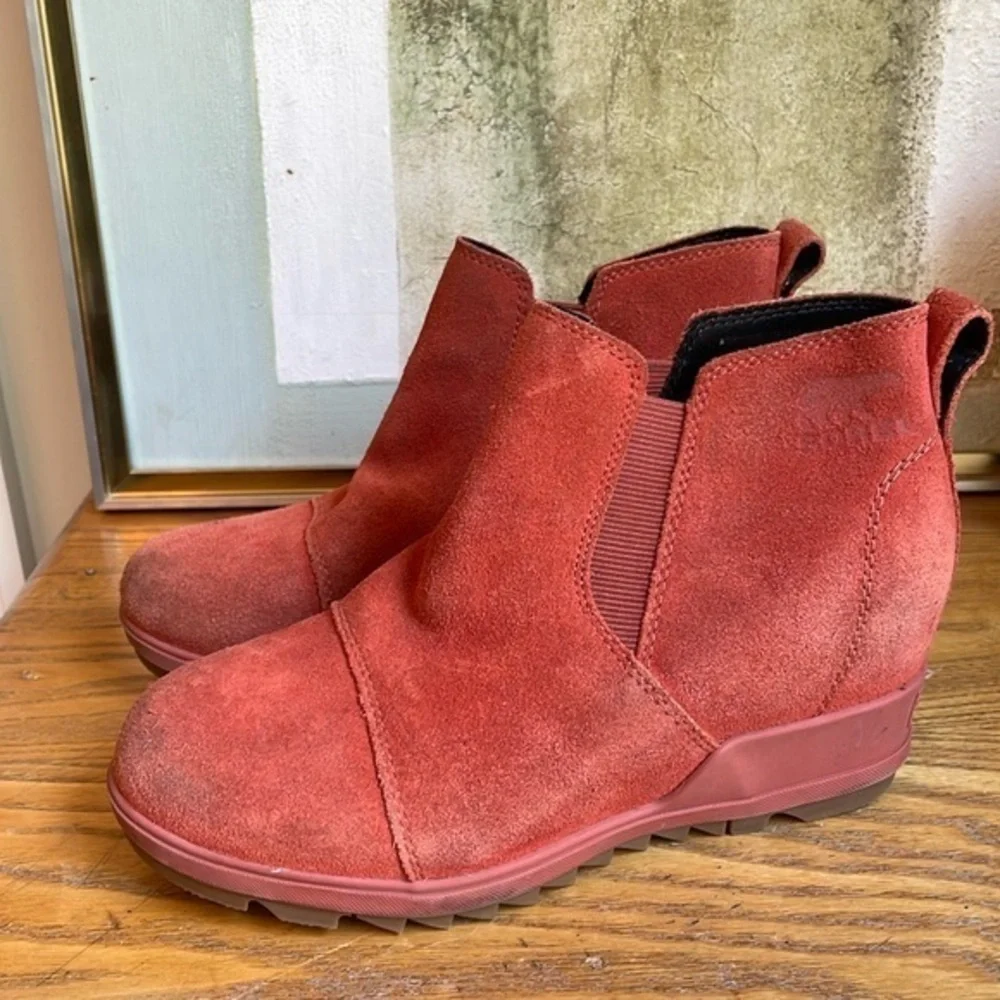 👗 Sorel nl4910-849 red suede slip on booties: